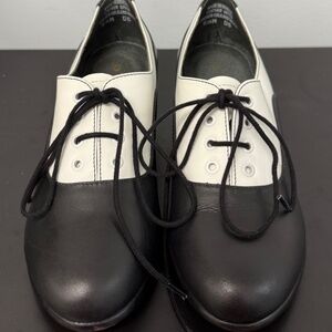 Capezio Tap-Character Dance Shoes Kiristen 1.25" Heel 100% LEATHER Vintage Used